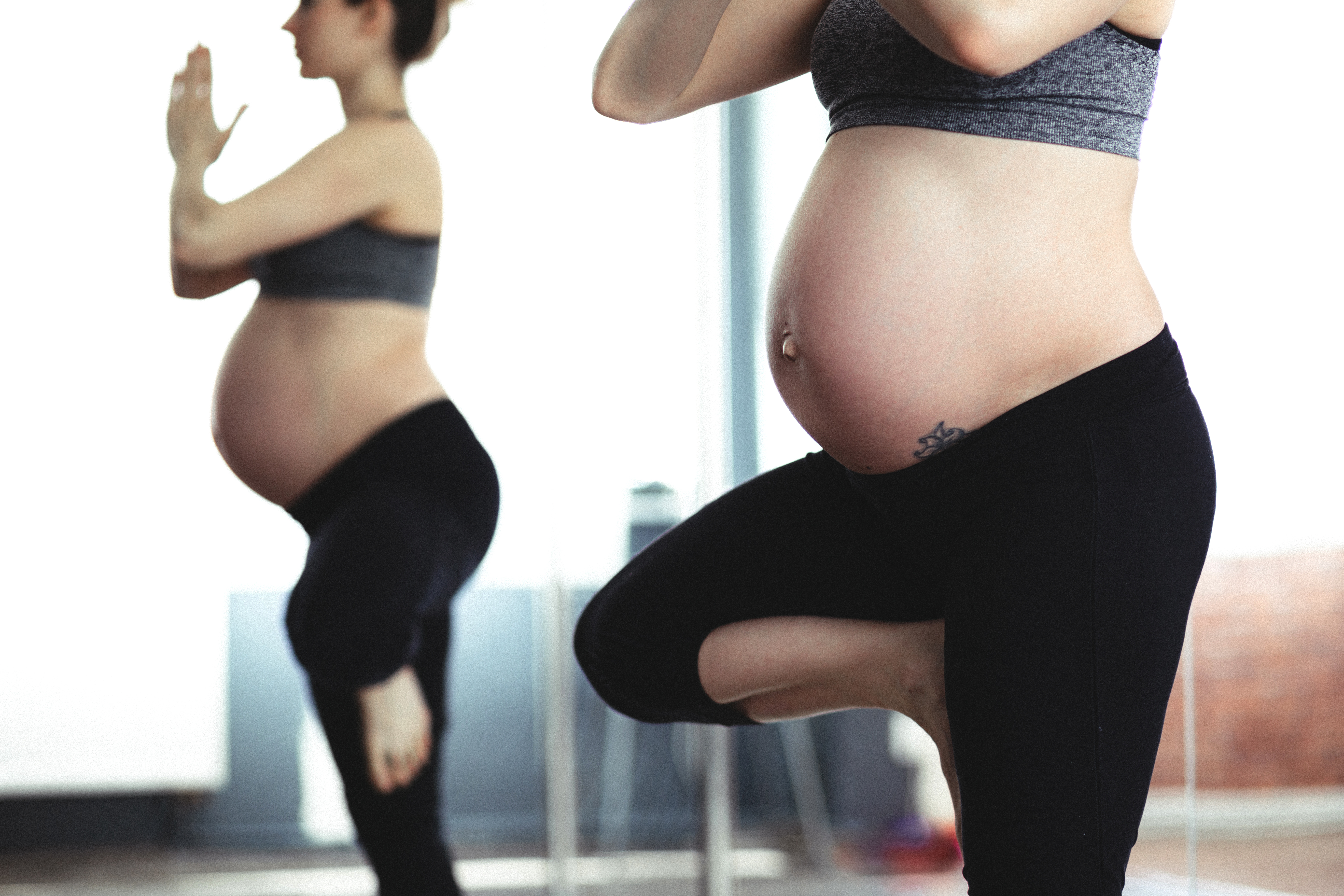 pexels-yoga gravid-396133